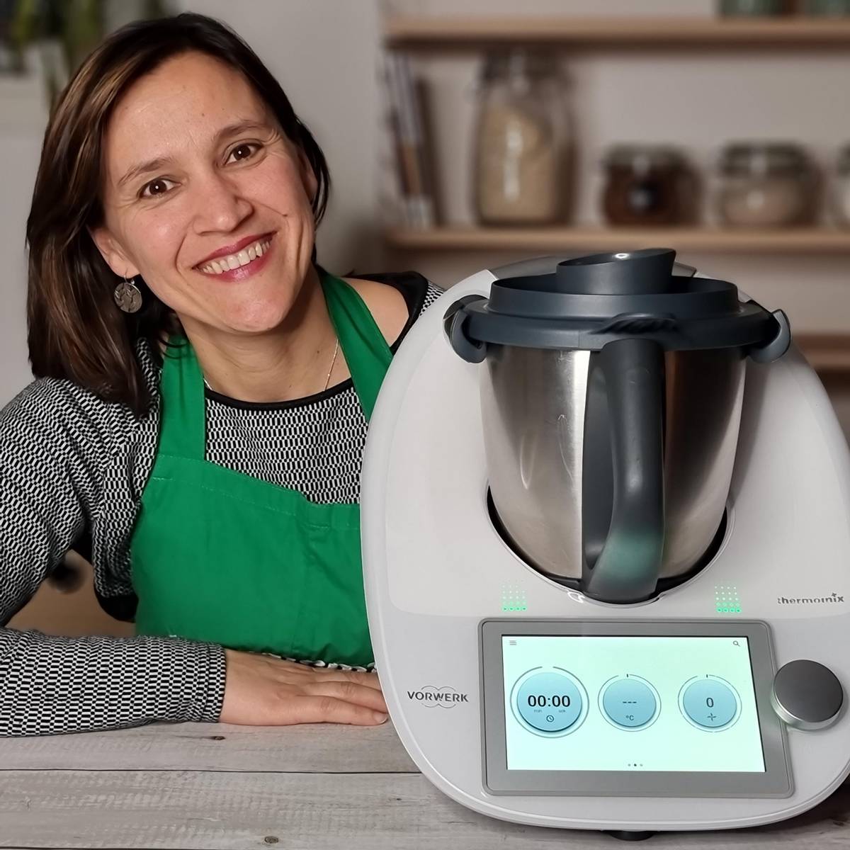 Kjøp Thermomix TM6 Online nivå 1 kurs 27 January kl 20.30 hos Mixto